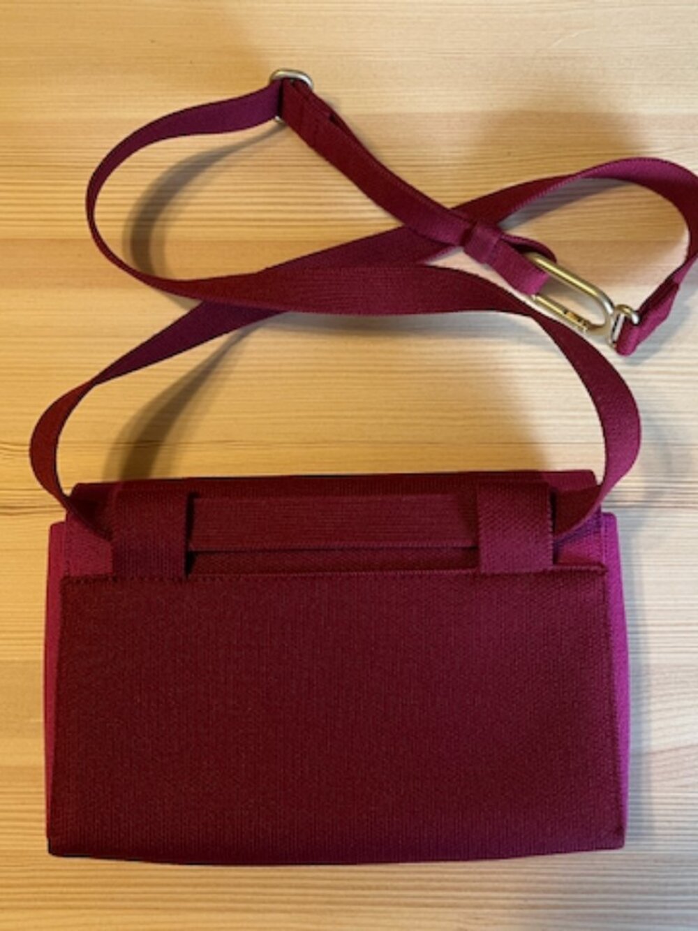 Rothy's Crossbody Bag - The Belt Bag in Beet Pink - Picture 4 of 9